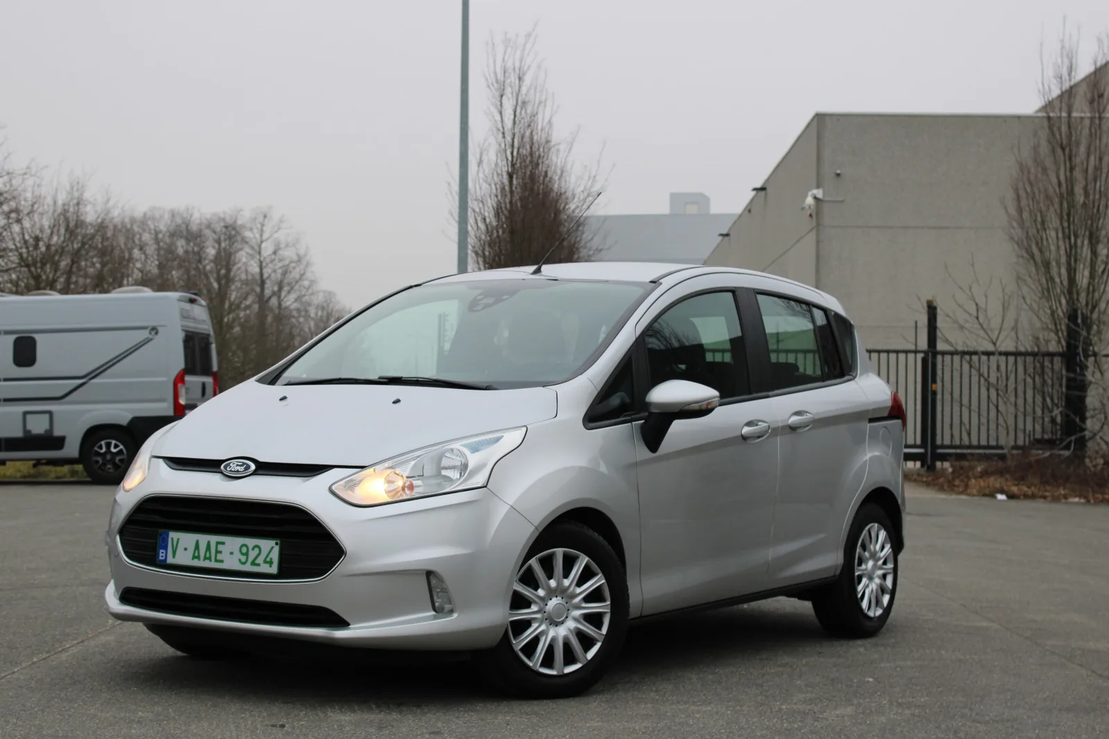 Ford B-Max 1.0 EcoBoost Trend S te koop bij AV-Automotive in Antwerpen